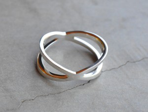 X-Shaped Ring