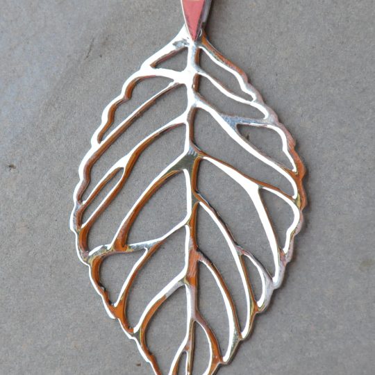 Silver Small Leaf Pendant