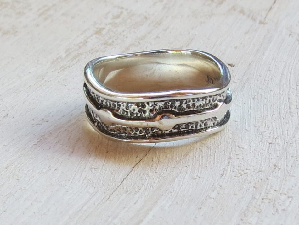 Sterling silver medium band ring with oxidized detail