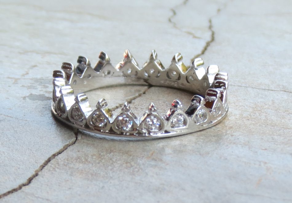 crown shaped cubic zirconia ring