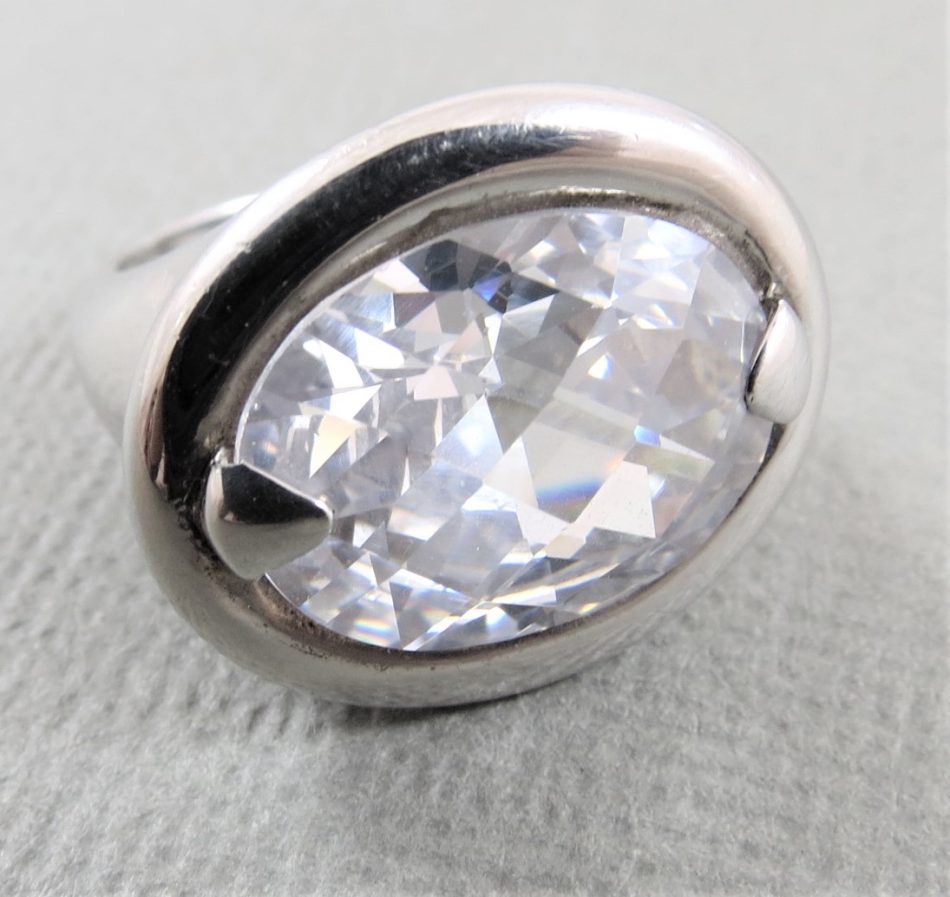 large oval cubic zirconia ring