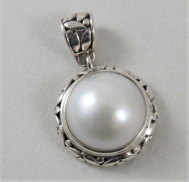 sterling silver and mabe pearl pendant 