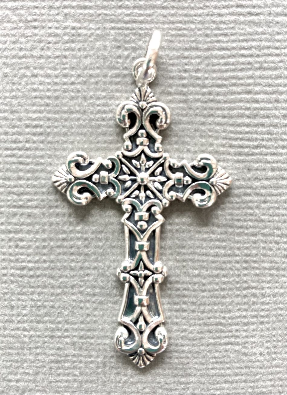 Sterling silver intricately detailed cross pendant