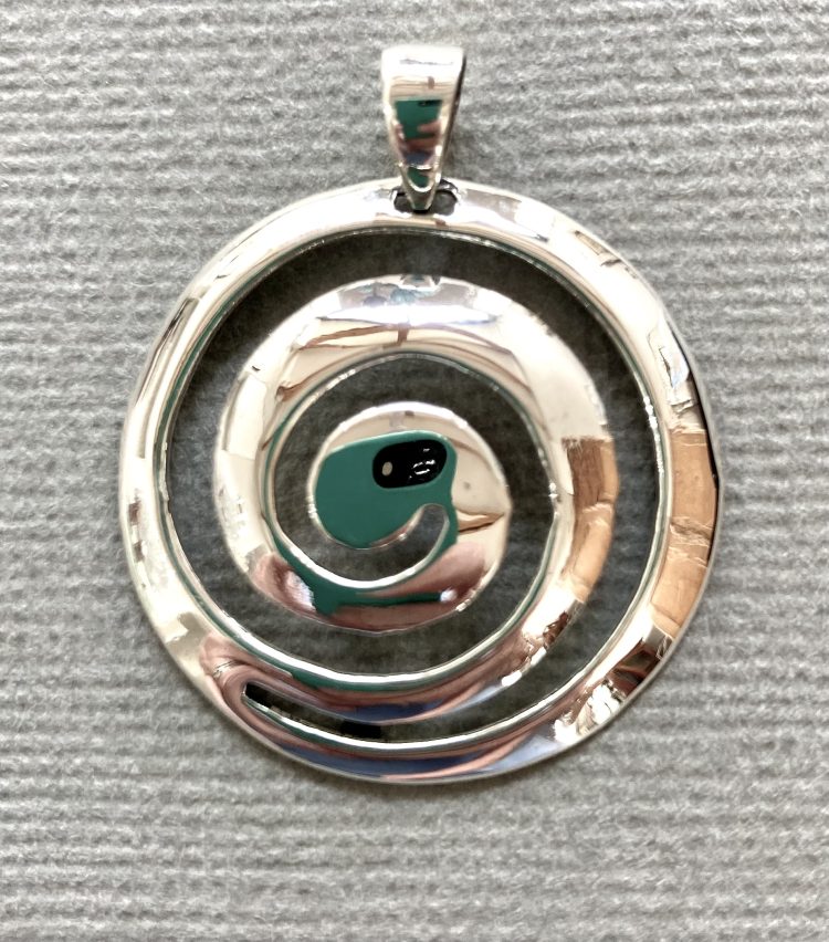 Sterling silver swirl pendant