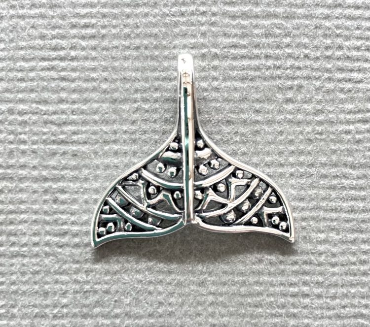 Sterling silver detailed whale tail pendant