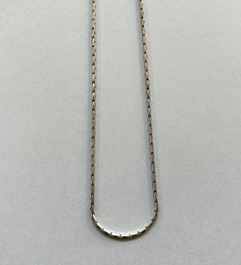 Sterling silver fine detailed chain 40cm