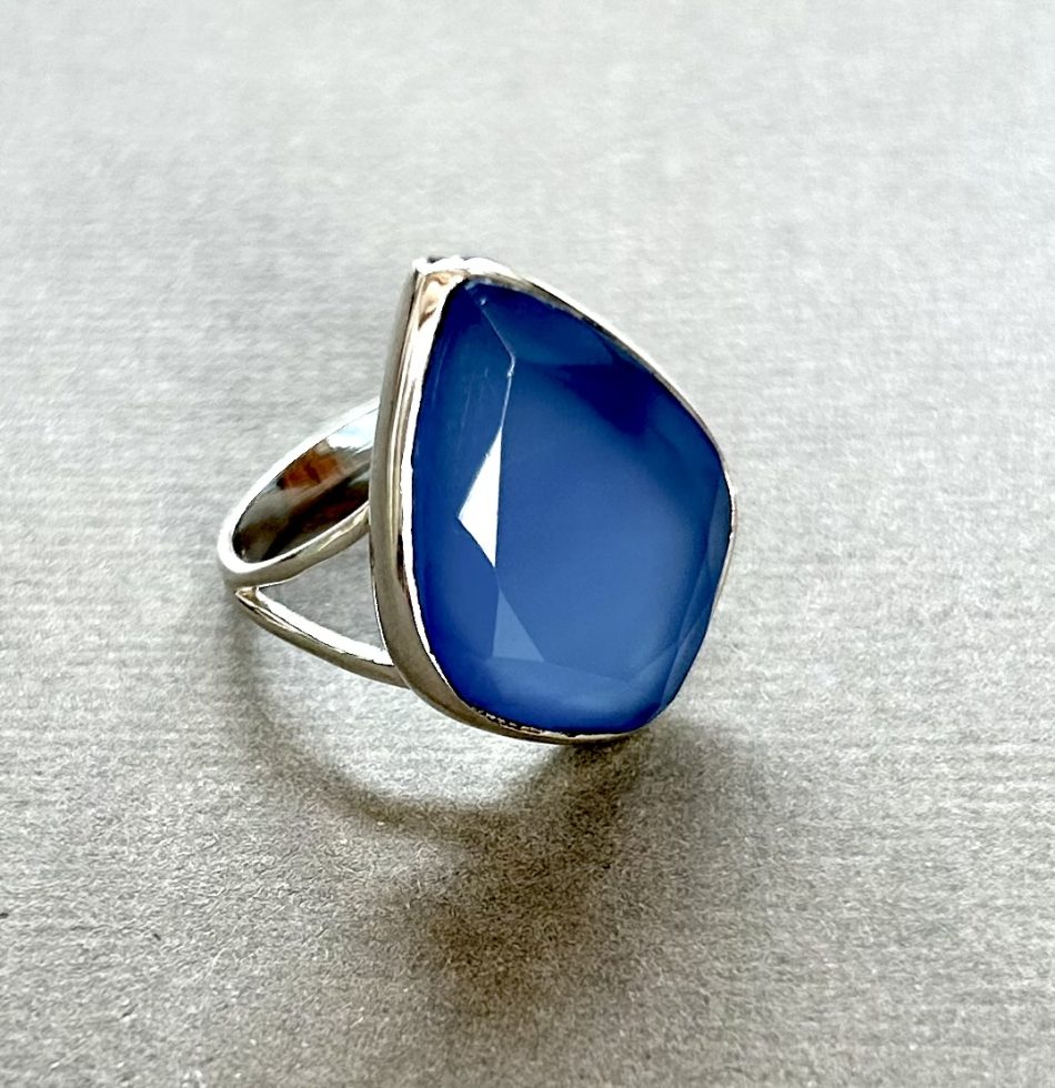 sterling silver and faceted blue chalcedony ring