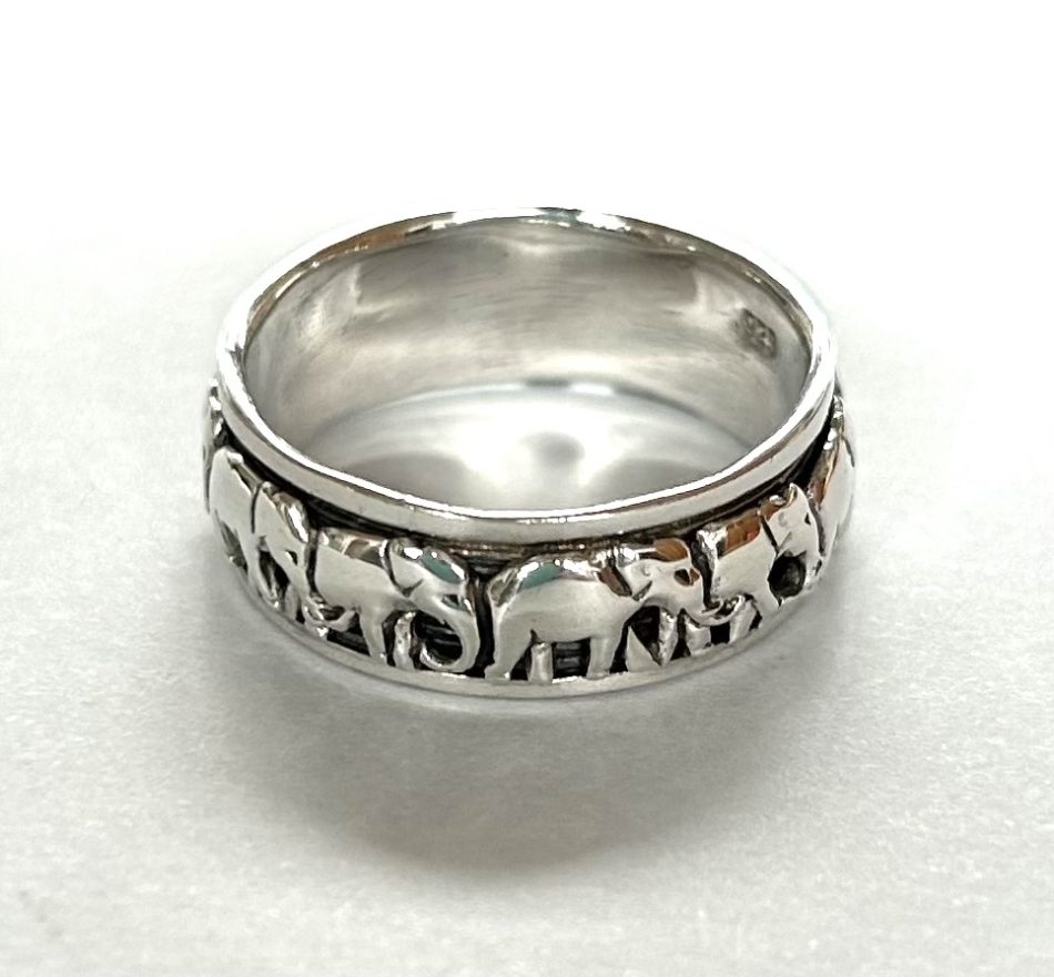 sterling silver elephant fidgit band ring