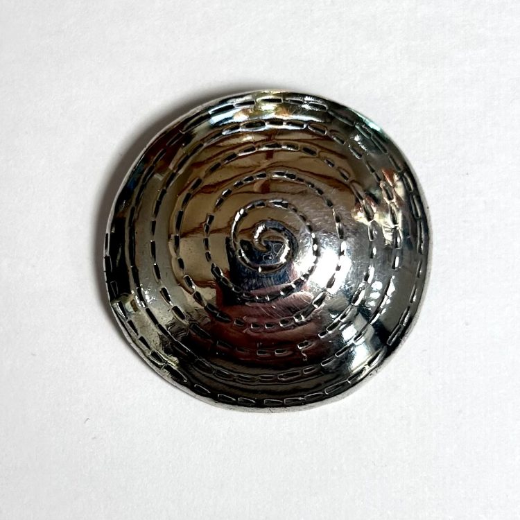 sterling silver round swirl detail pendant