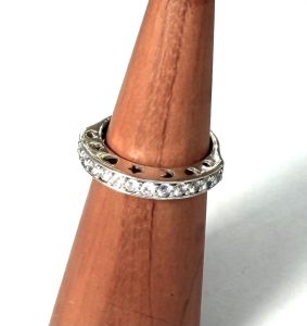 sterling silver and cubic zirconia ring with shapes detailed band