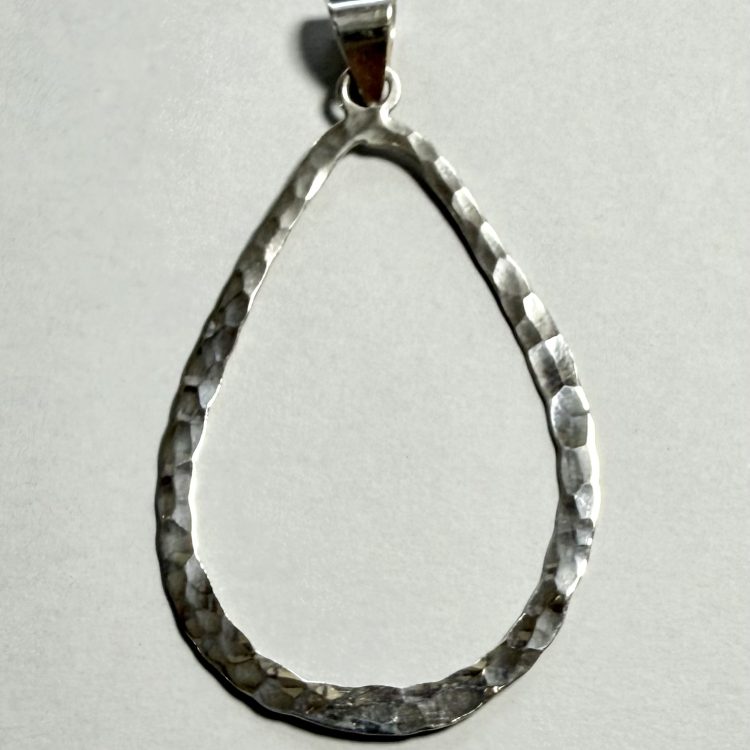 sterling silver hammered detail teardrop pendant