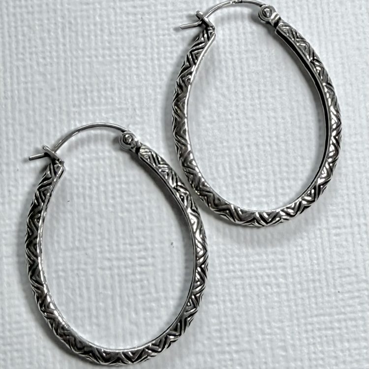 sterling silver zig-zag pattern oval hoop earrings