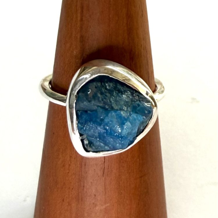 sterling silver raw apatite ring