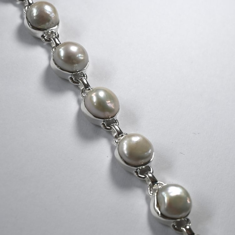 sterling silver and white pearl toggle bracelet