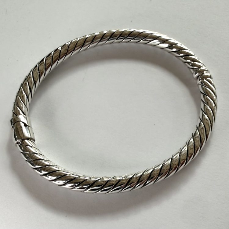 sterling silver rope design magnetic bangle