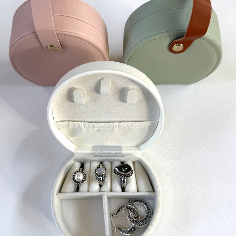 portable jewellery box