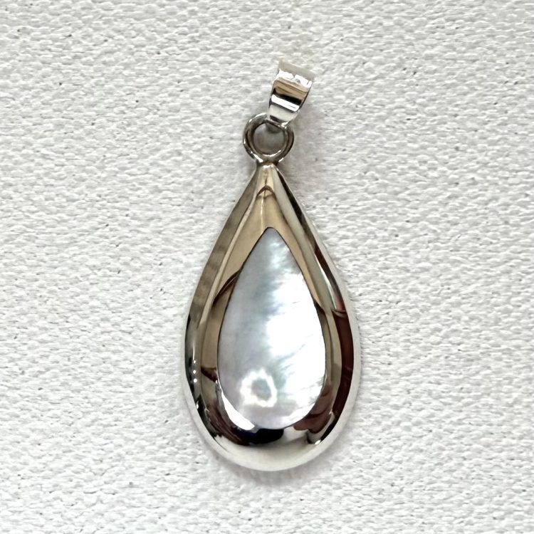 teardrop sterling silver and mother of pearl pendant