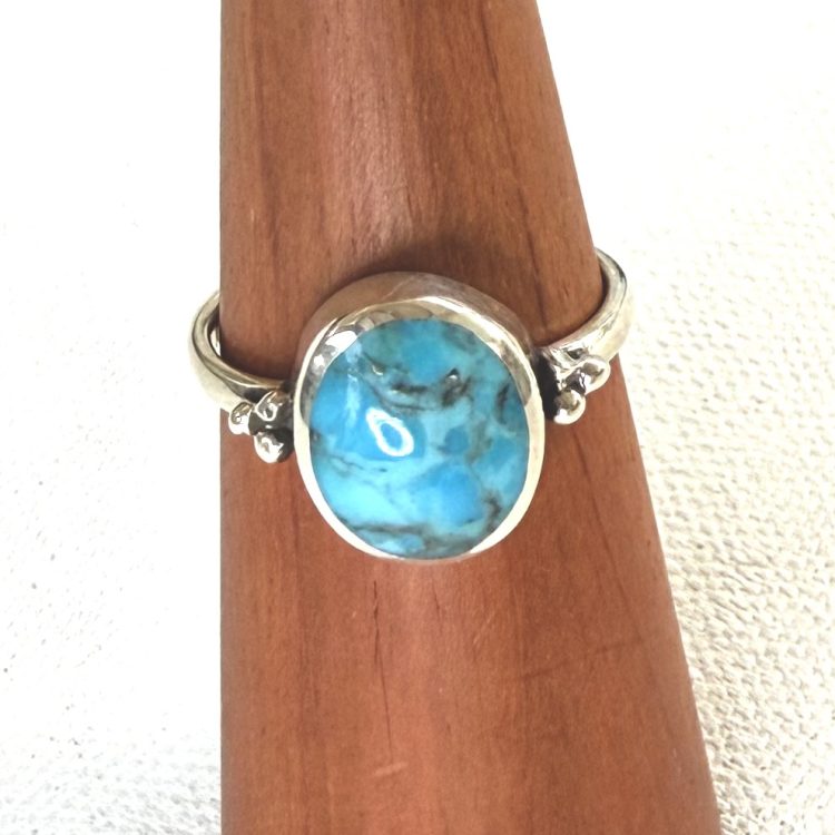 oval sterling silver and turquoise ring