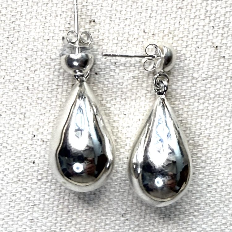 sterling silver medium droplet earrings