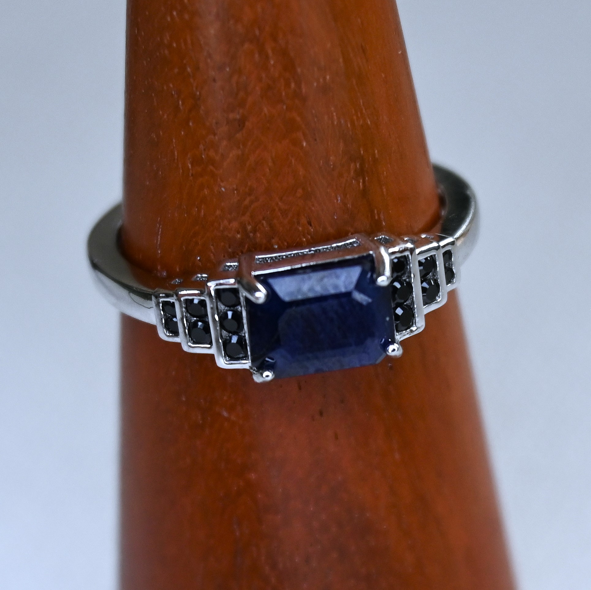 art deco style sterling silver and indian sapphire ring