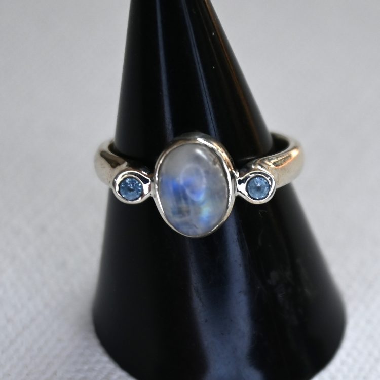 sterling silver moonstone and blue topaz ring